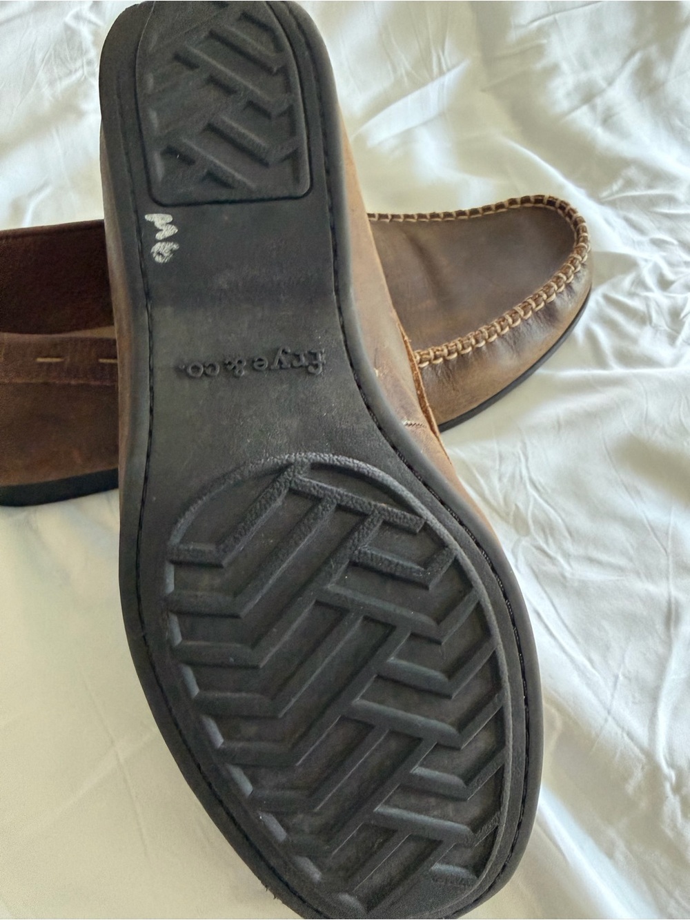 Frye Men’s Chestnut brown Leather driving  Moccasin Loafers 9 - Picture 11 of 11